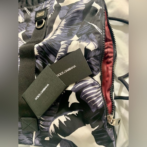 Dolce & Gabbana Leaf Print Drawstring Bag - Picture 5 of 8